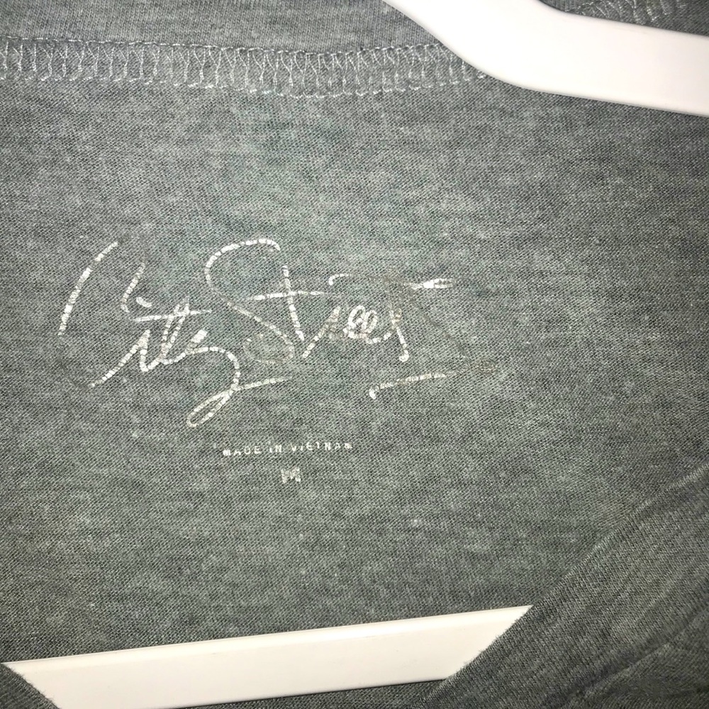 3/$15🖤Croptop🖤 - Picture 3 of 3